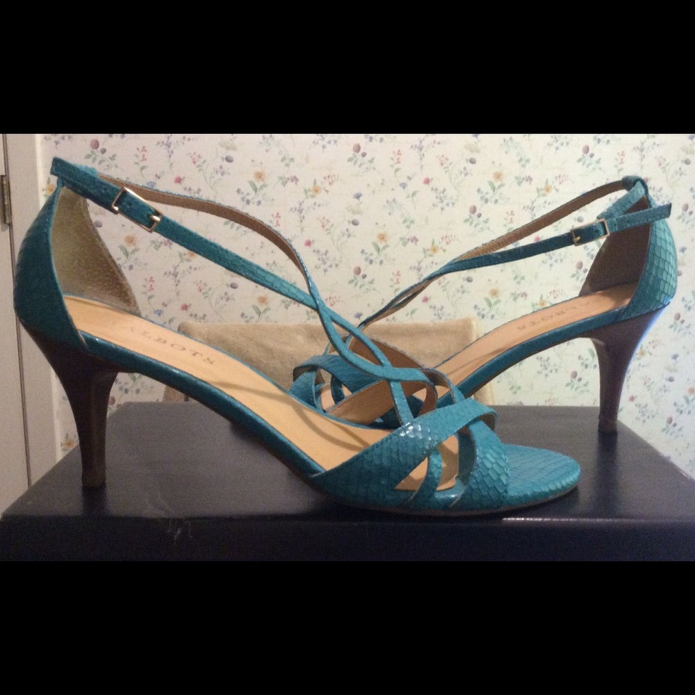 Talbots Lana3e Turquoise Heels